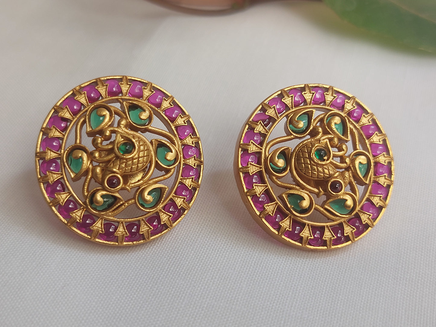 Medium Sized Round Shaped Kempu Studs