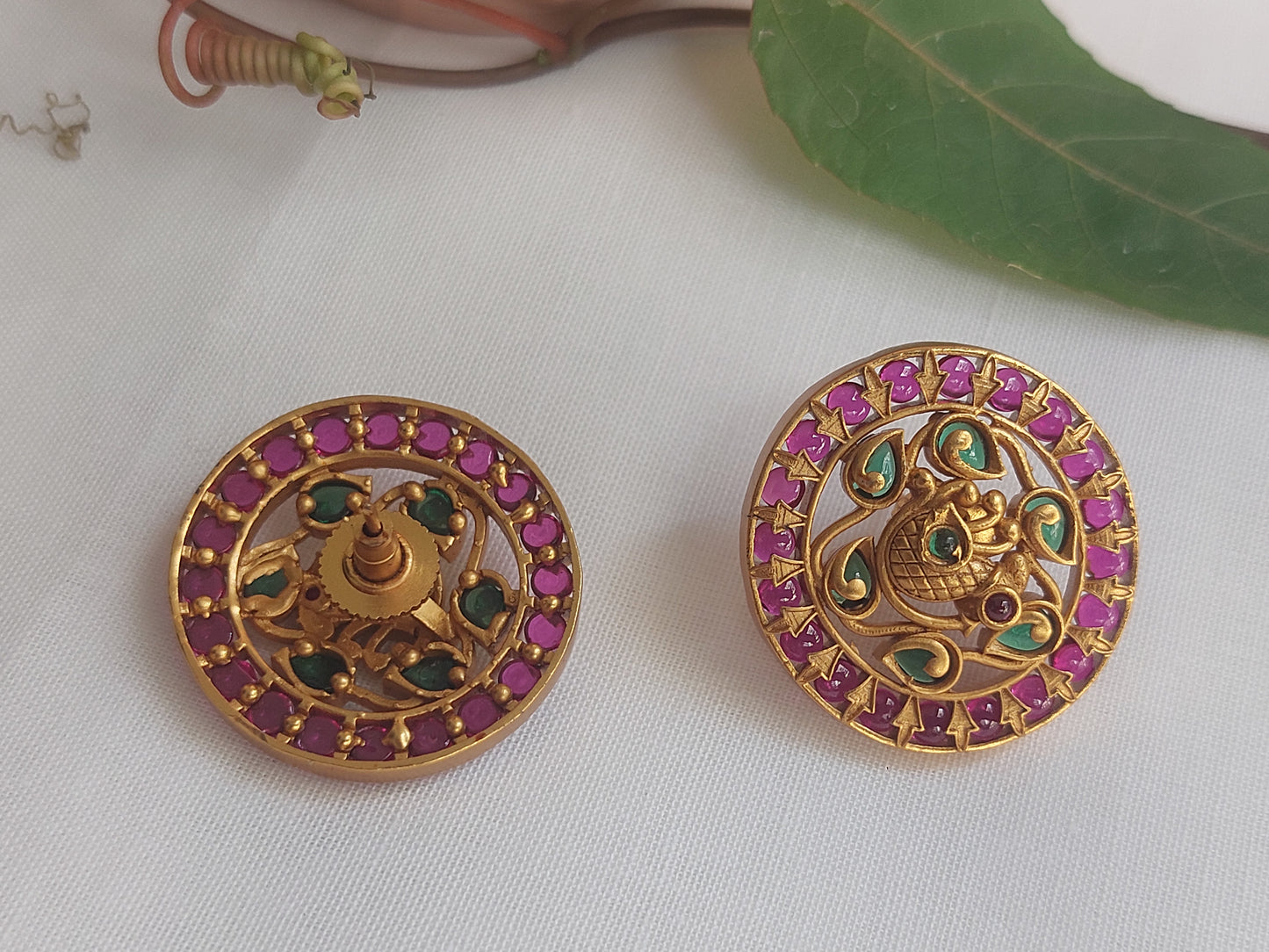 Medium Sized Round Shaped Kempu Studs
