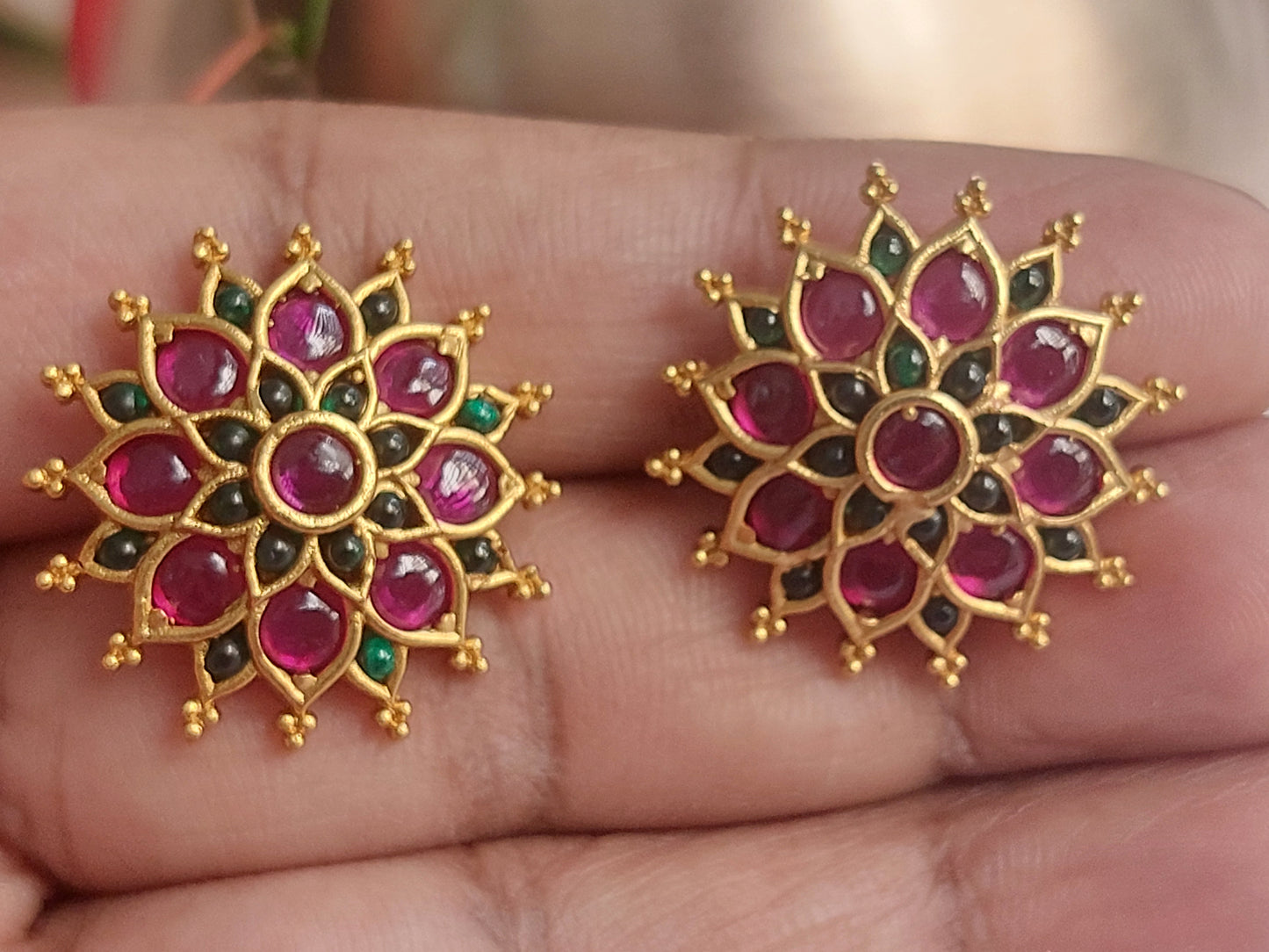 Medium Sized Round Shaped Kempu Studs