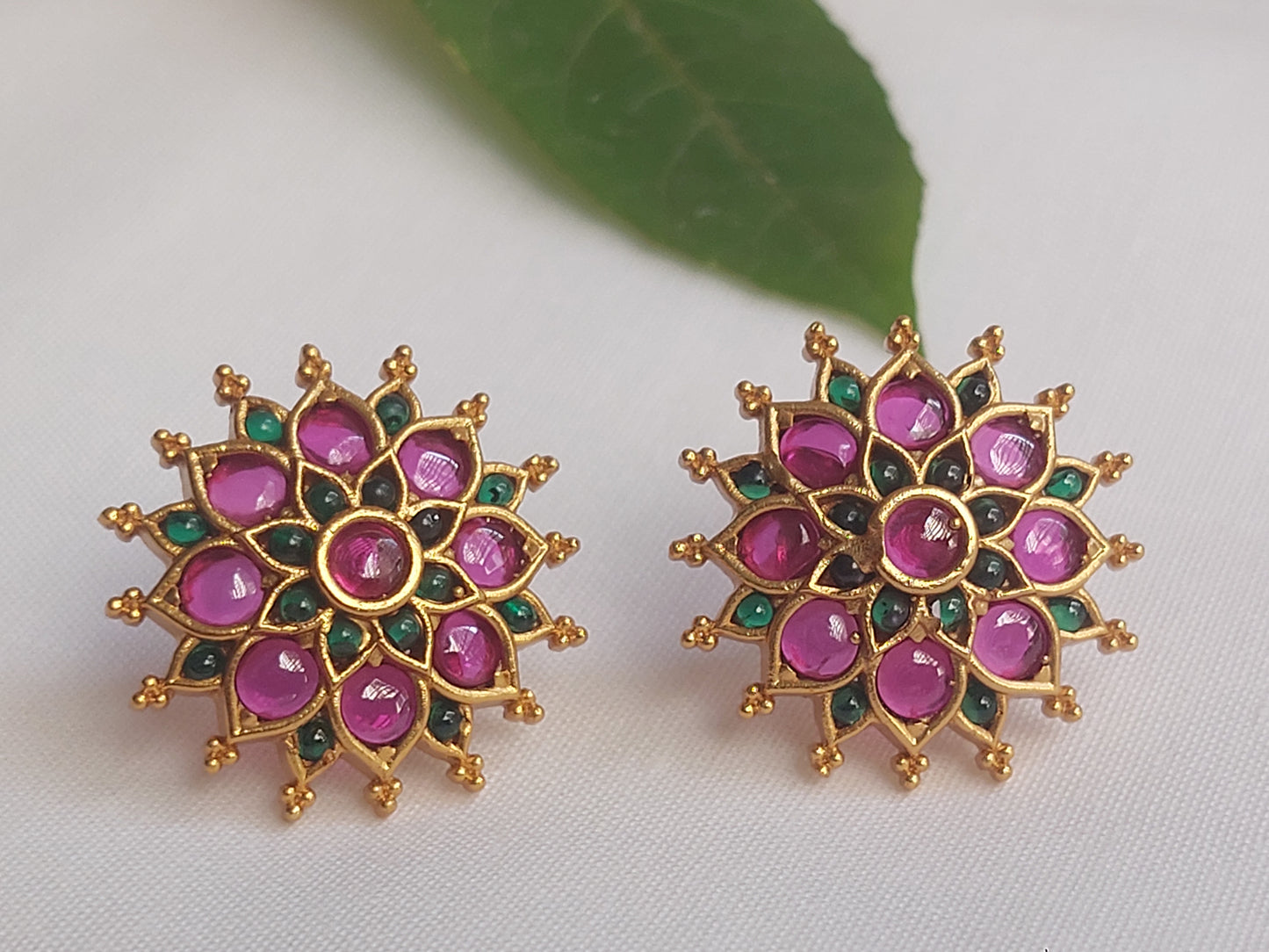 Medium Sized Round Shaped Kempu Studs