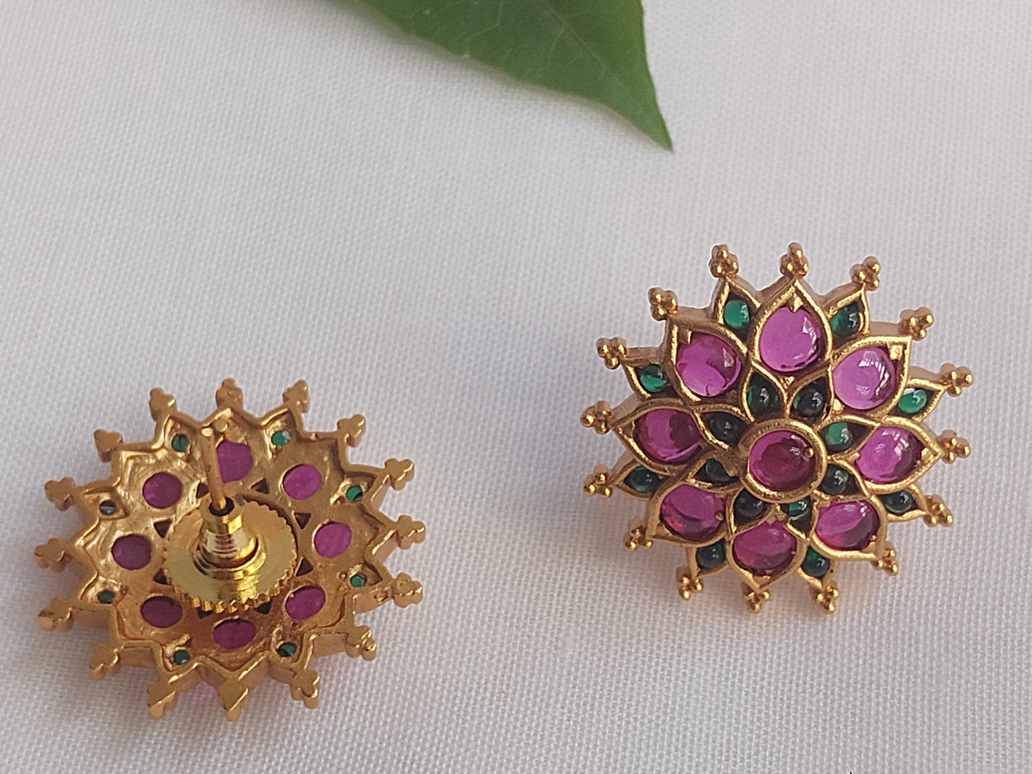 Medium Sized Round Shaped Kempu Studs